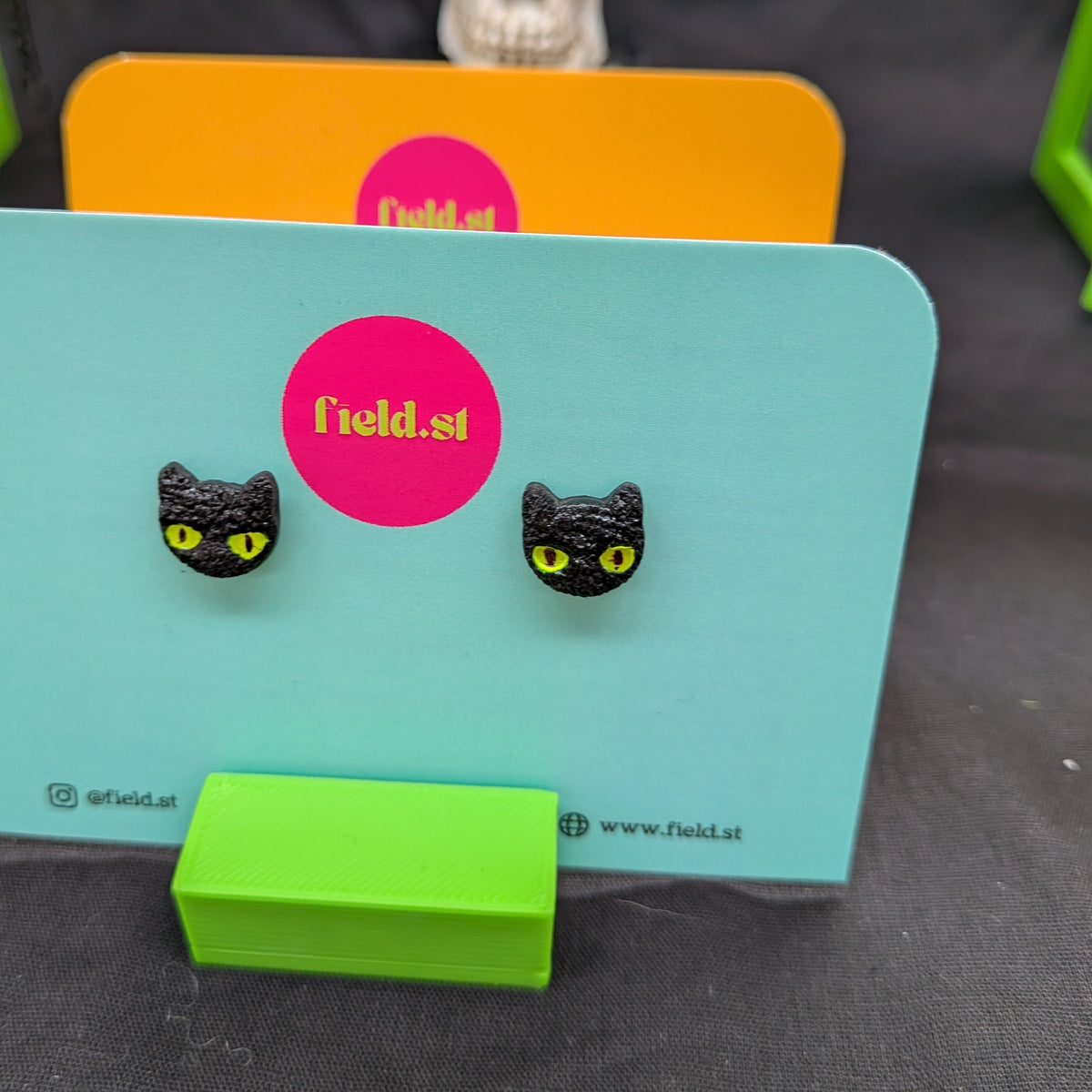 Black cat studs
