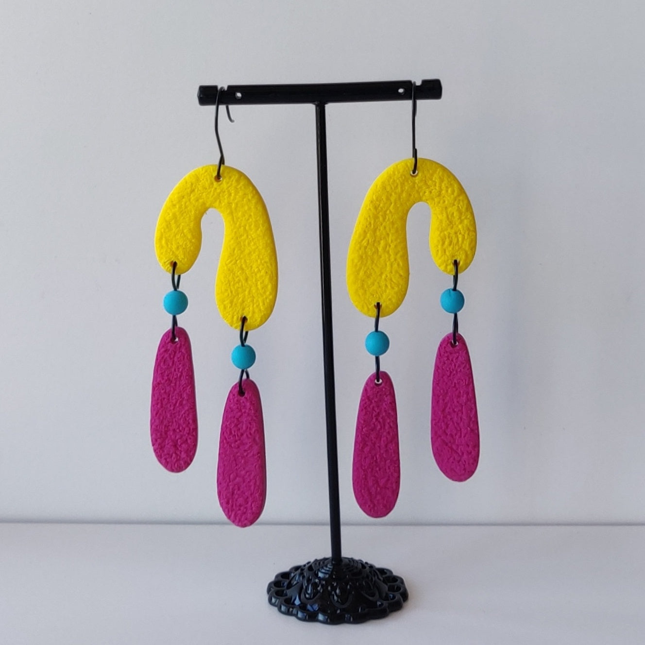 Melty Arches with bead in Yellow and Pink