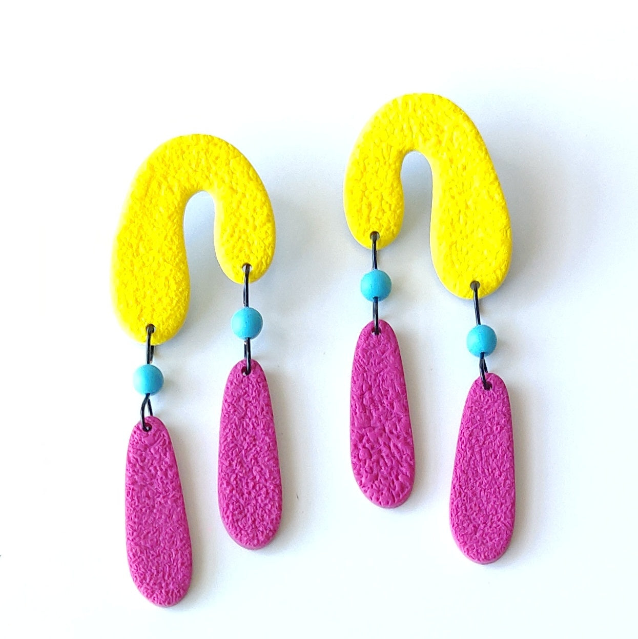 Melty Arches with bead in Yellow and Pink