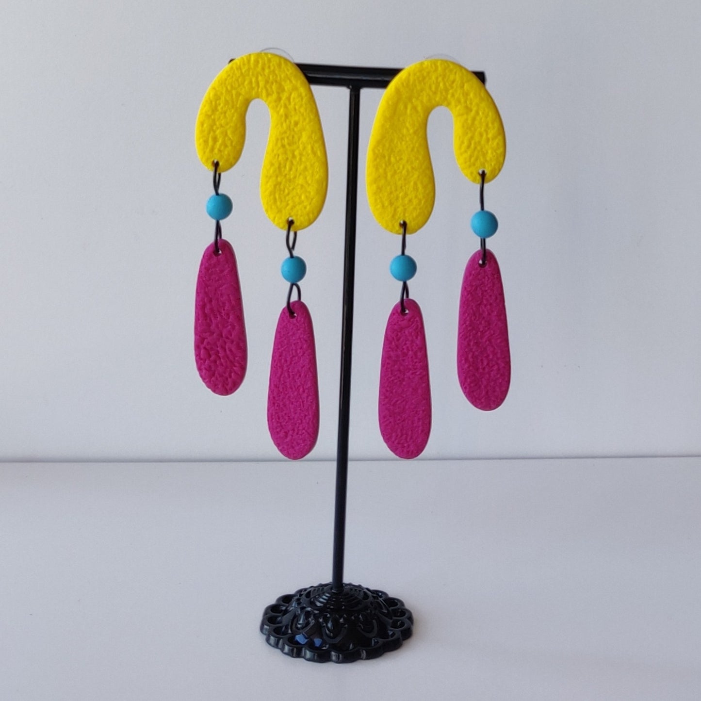 Melty Arches with bead in Yellow and Pink